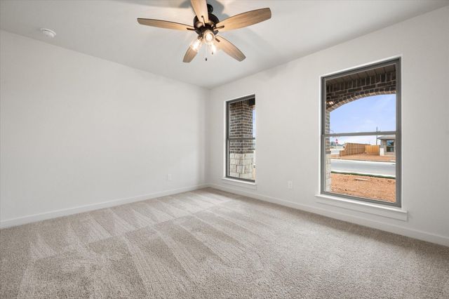 2001 Cottonwood Avenue, Wolfforth, TX 79382