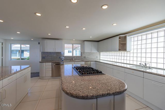 3405 Ocean Drive, Oxnard, CA 93035