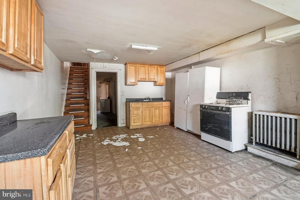 Image 25 of property listing at 2613 BERYL AVE, Baltimore, MD 21205