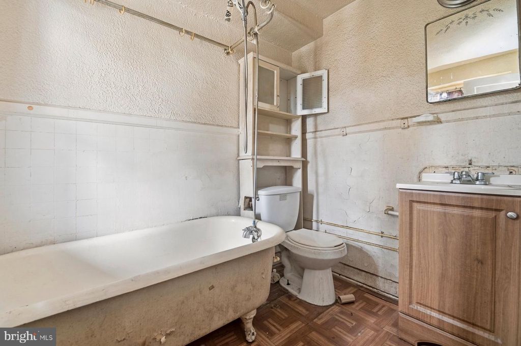 Image 28 of property listing at 2613 BERYL AVE, Baltimore, MD 21205