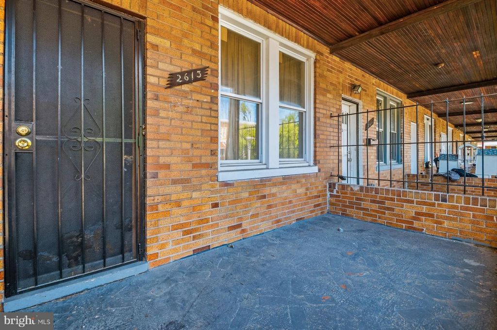 Image 3 of property listing at 2613 BERYL AVE, Baltimore, MD 21205