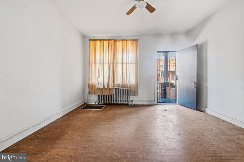 Image 9 of property listing at 2613 BERYL AVE, Baltimore, MD 21205