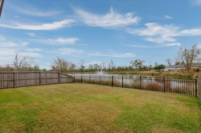 1265 Madrid Ave, St Gabriel, LA 70776