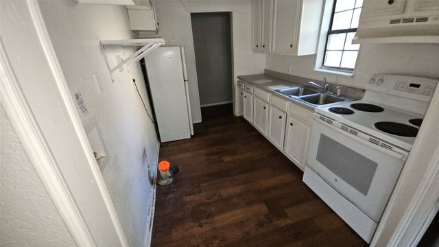 7213 Pawnee Trail, Lake Worth, TX 76135