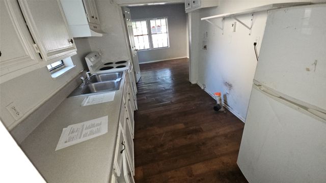 7213 Pawnee Trail, Lake Worth, TX 76135