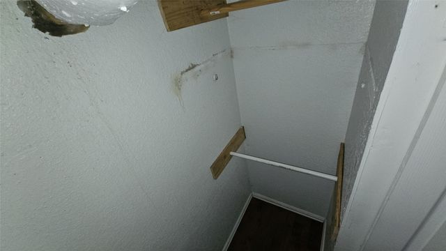 7213 Pawnee Trail, Lake Worth, TX 76135