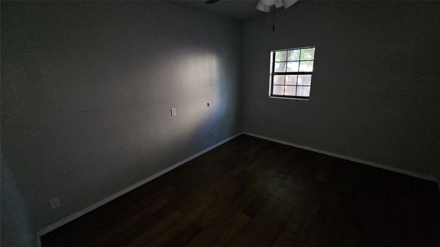 7213 Pawnee Trail, Lake Worth, TX 76135