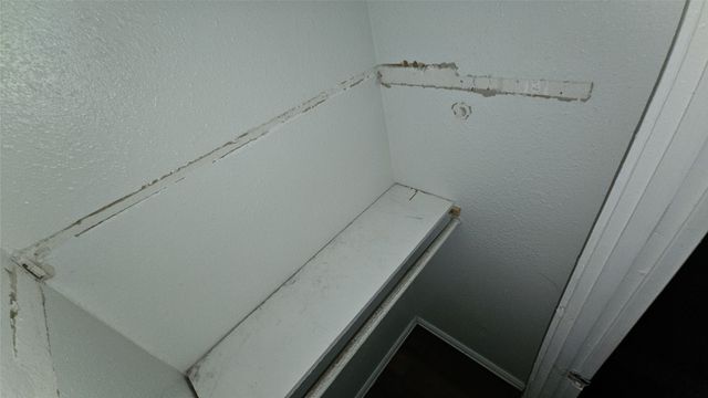 7213 Pawnee Trail, Lake Worth, TX 76135