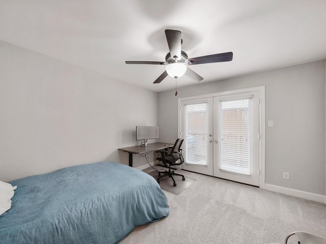 526 Westcross Street, Houston, TX 77018