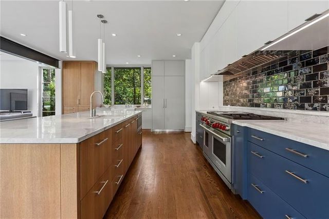 123 Peachtree Circle, Atlanta, GA 30309