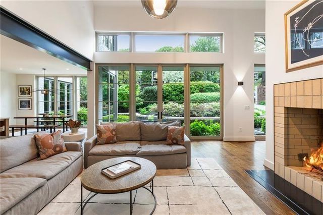 123 Peachtree Circle, Atlanta, GA 30309