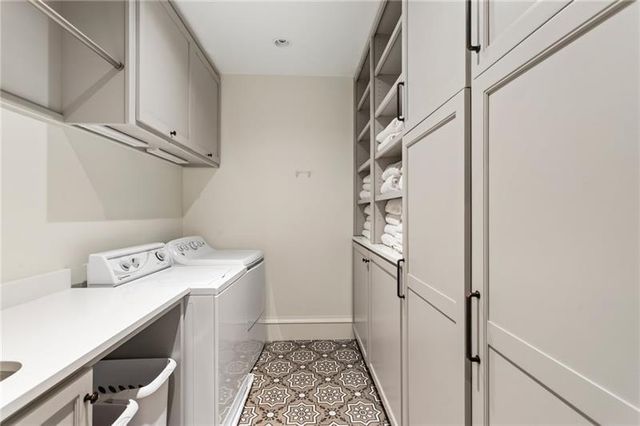 123 Peachtree Circle, Atlanta, GA 30309