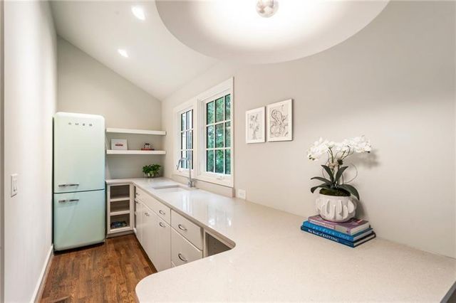 123 Peachtree Circle, Atlanta, GA 30309