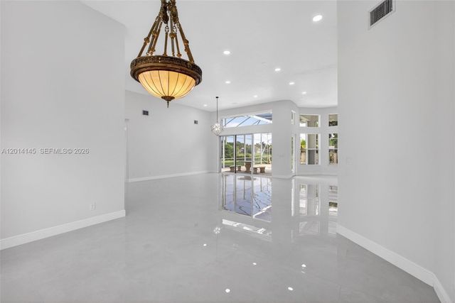19558 Red Gum Trl, Jupiter, FL 33458