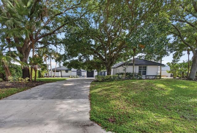 19558 Red Gum Trl, Jupiter, FL 33458
