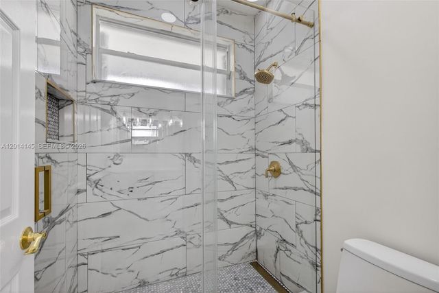 19558 Red Gum Trl, Jupiter, FL 33458