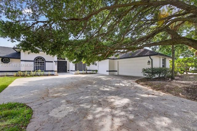 19558 Red Gum Trl, Jupiter, FL 33458