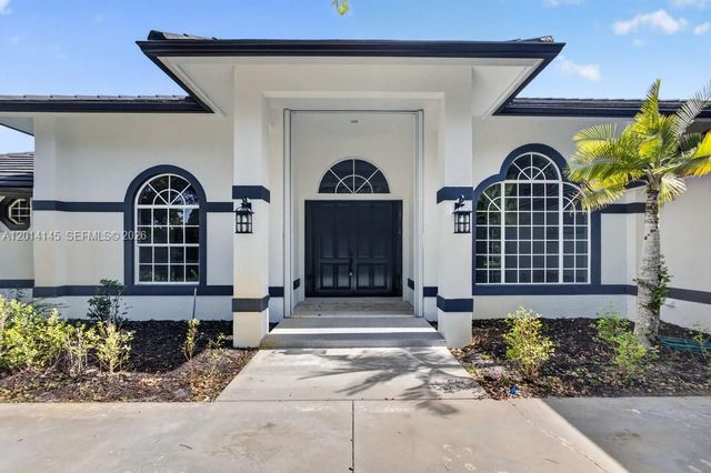 19558 Red Gum Trl, Jupiter, FL 33458