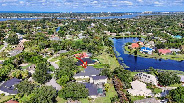 19558 Red Gum Trl, Jupiter, FL 33458