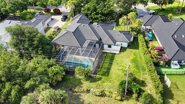 19558 Red Gum Trl, Jupiter, FL 33458