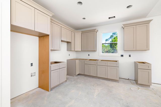 3140 Peach Orchard Road, Dalzell, SC 29040