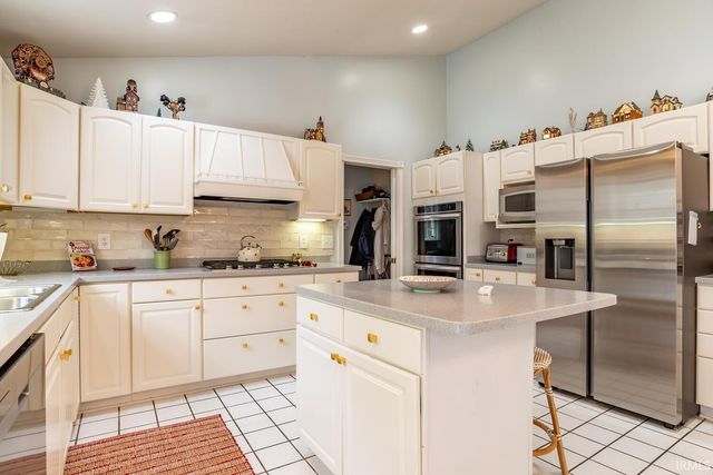 3920 S Deerfield Drive, Bloomington, IN 47401