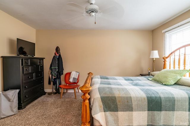 3920 S Deerfield Drive, Bloomington, IN 47401