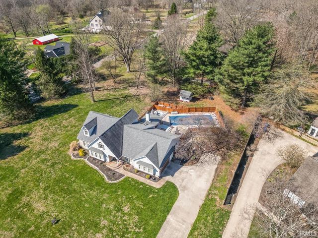 3920 S Deerfield Drive, Bloomington, IN 47401