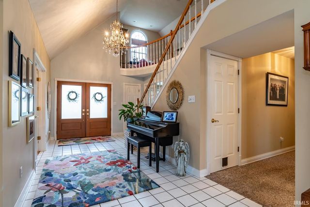 3920 S Deerfield Drive, Bloomington, IN 47401