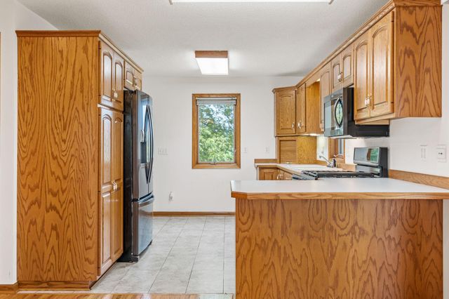 24975 Mower Freeborn Road, Austin, MN 55912