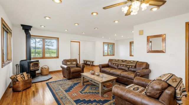 24975 Mower Freeborn Road, Austin, MN 55912