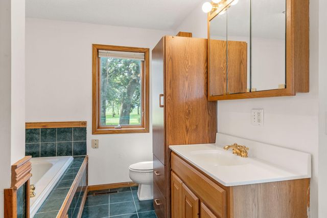 24975 Mower Freeborn Road, Austin, MN 55912