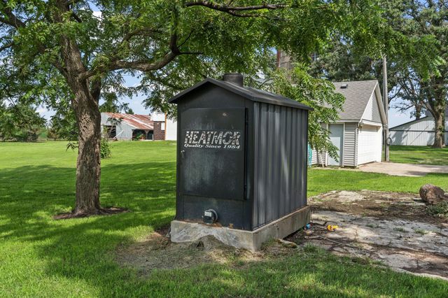 24975 Mower Freeborn Road, Austin, MN 55912
