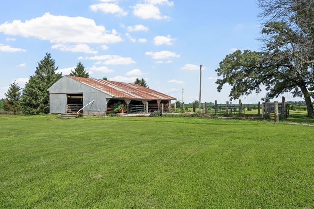 24975 Mower Freeborn Road, Austin, MN 55912