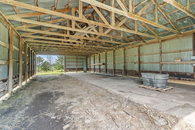 24975 Mower Freeborn Road, Austin, MN 55912