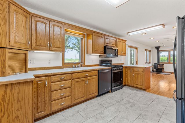 24975 Mower Freeborn Road, Austin, MN 55912