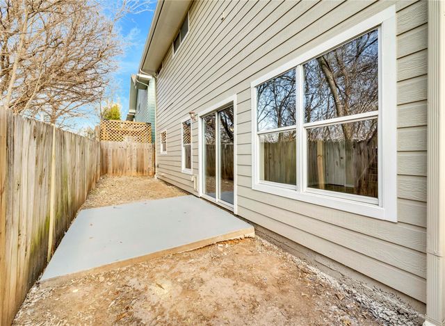 7312 E Ben White BLVD 6, Austin, TX 78741