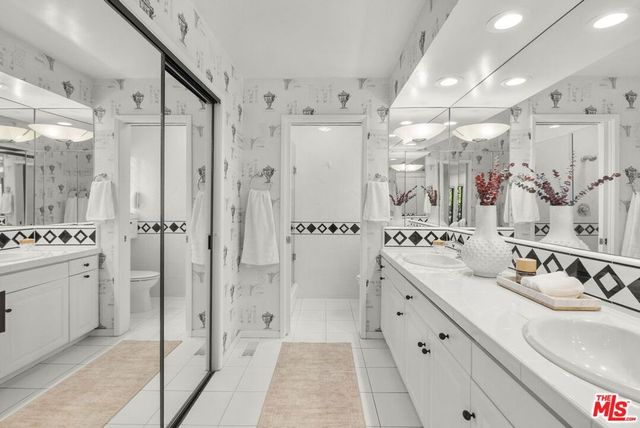 13523 Cheltenham Drive, Sherman Oaks, CA 91423