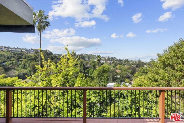 13523 Cheltenham Drive, Sherman Oaks, CA 91423