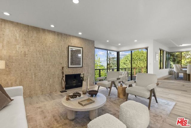 13523 Cheltenham Drive, Sherman Oaks, CA 91423