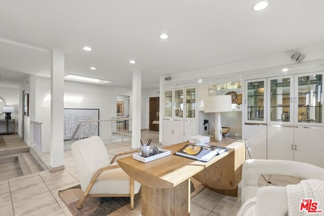 13523 Cheltenham Drive, Sherman Oaks, CA 91423