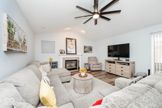 4415 Par Drive, Indianapolis, IN 46268