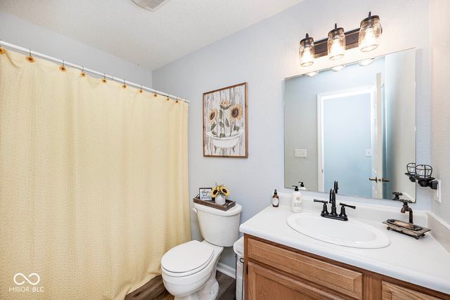 4415 Par Drive, Indianapolis, IN 46268