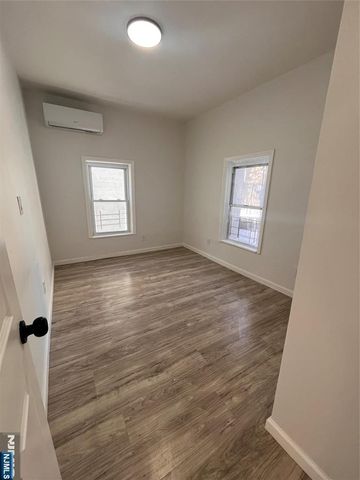 281 Hope Avenue, Passaic, NJ 07055