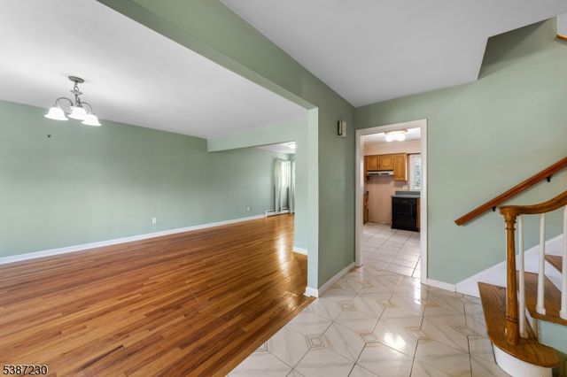 1114 Elker Rd, Union Twp., NJ 07083