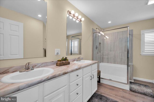 2230 MONMOUTH LN, Williamstown, NJ 08094