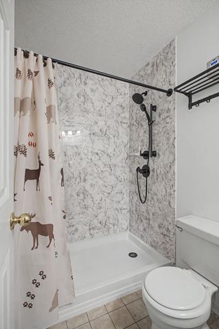 528 W Point Rd, Lawrenceburg, TN 38464