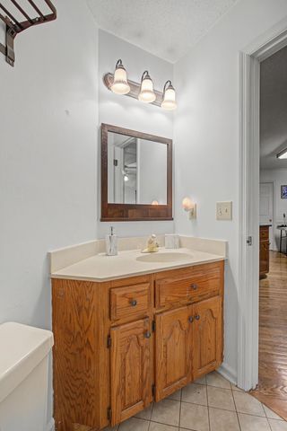 528 W Point Rd, Lawrenceburg, TN 38464