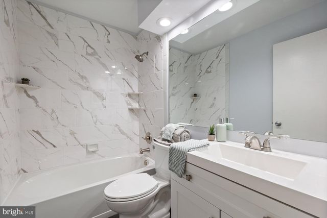 960 YACHTSMAN WAY, Annapolis, MD 21403