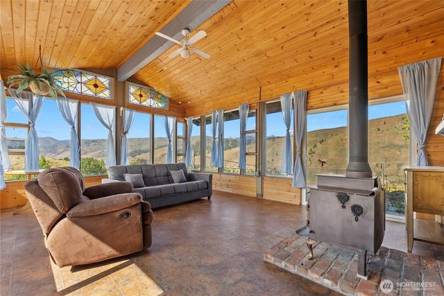 87 Vintin Road, Carlton, WA 98814